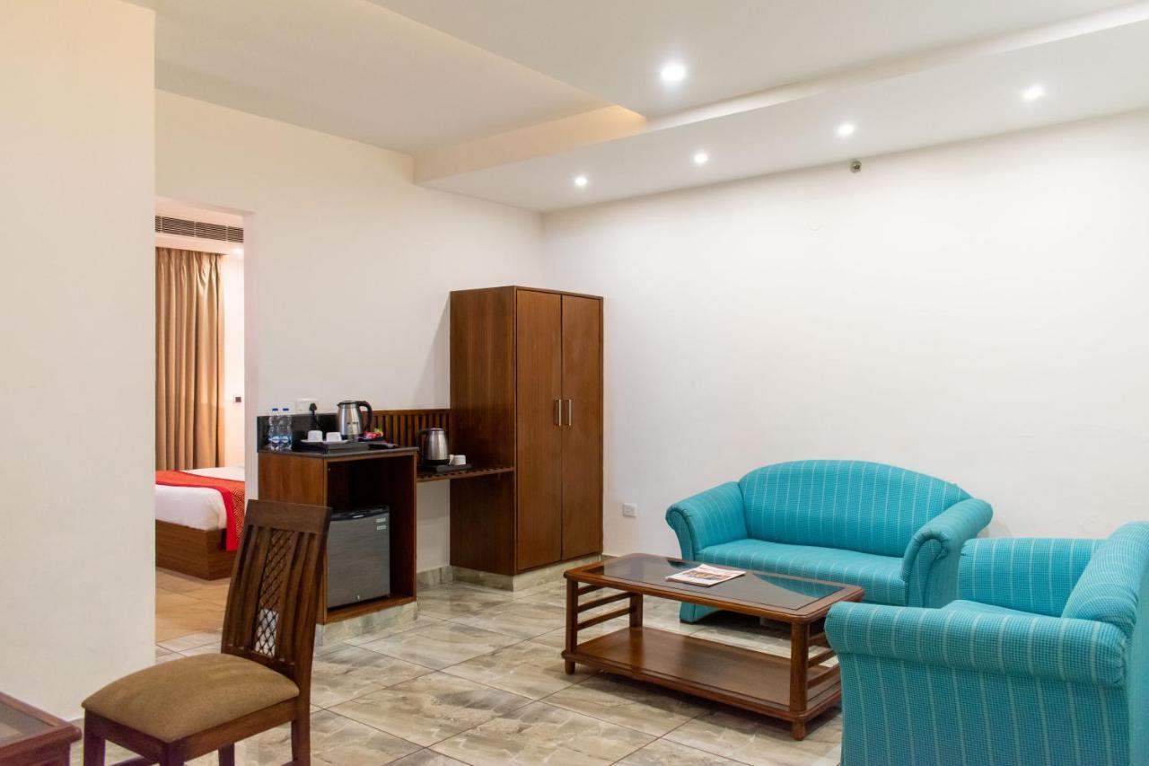 Grand Hotel Nawanshahr Nawāshahr Extérieur photo