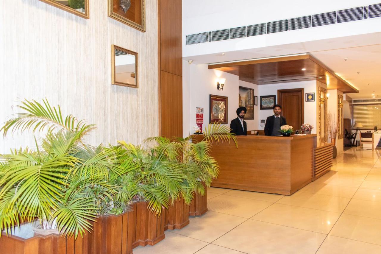 Grand Hotel Nawanshahr Nawāshahr Extérieur photo
