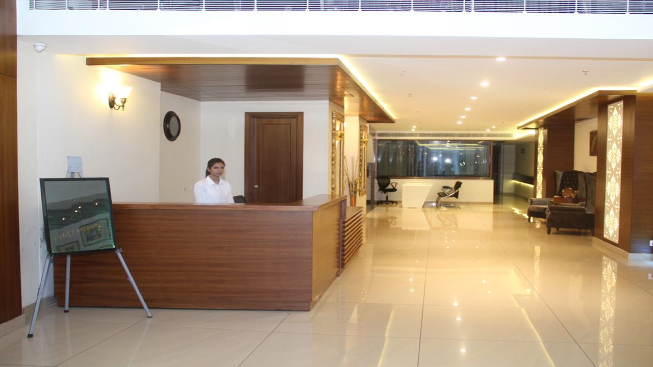 Grand Hotel Nawanshahr Nawāshahr Extérieur photo