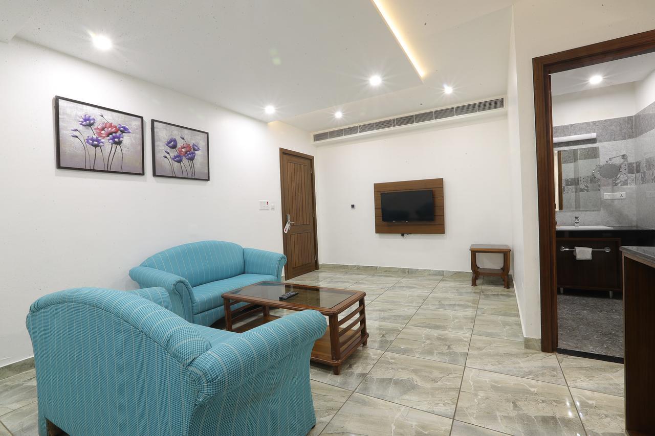 Grand Hotel Nawanshahr Nawāshahr Extérieur photo