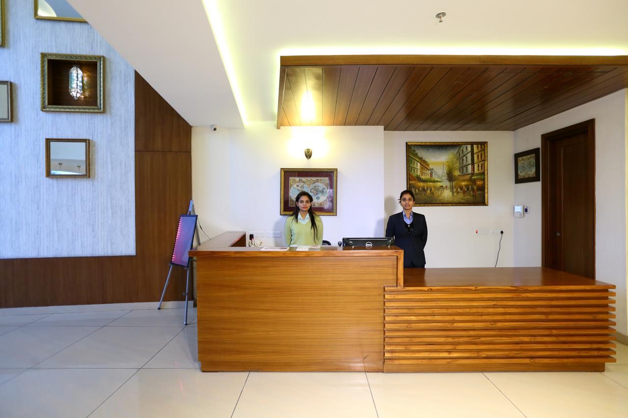 Grand Hotel Nawanshahr Nawāshahr Extérieur photo
