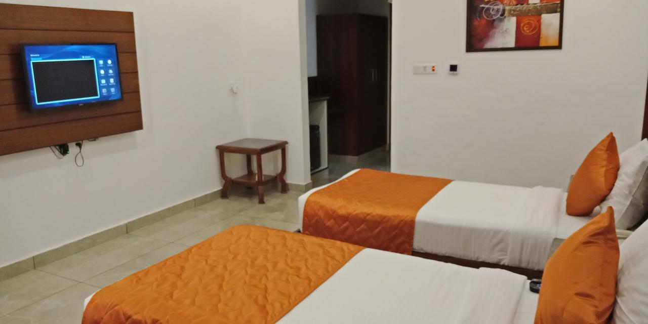 Grand Hotel Nawanshahr Nawāshahr Extérieur photo