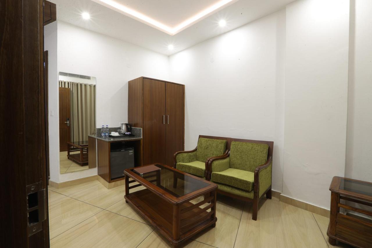 Grand Hotel Nawanshahr Nawāshahr Extérieur photo