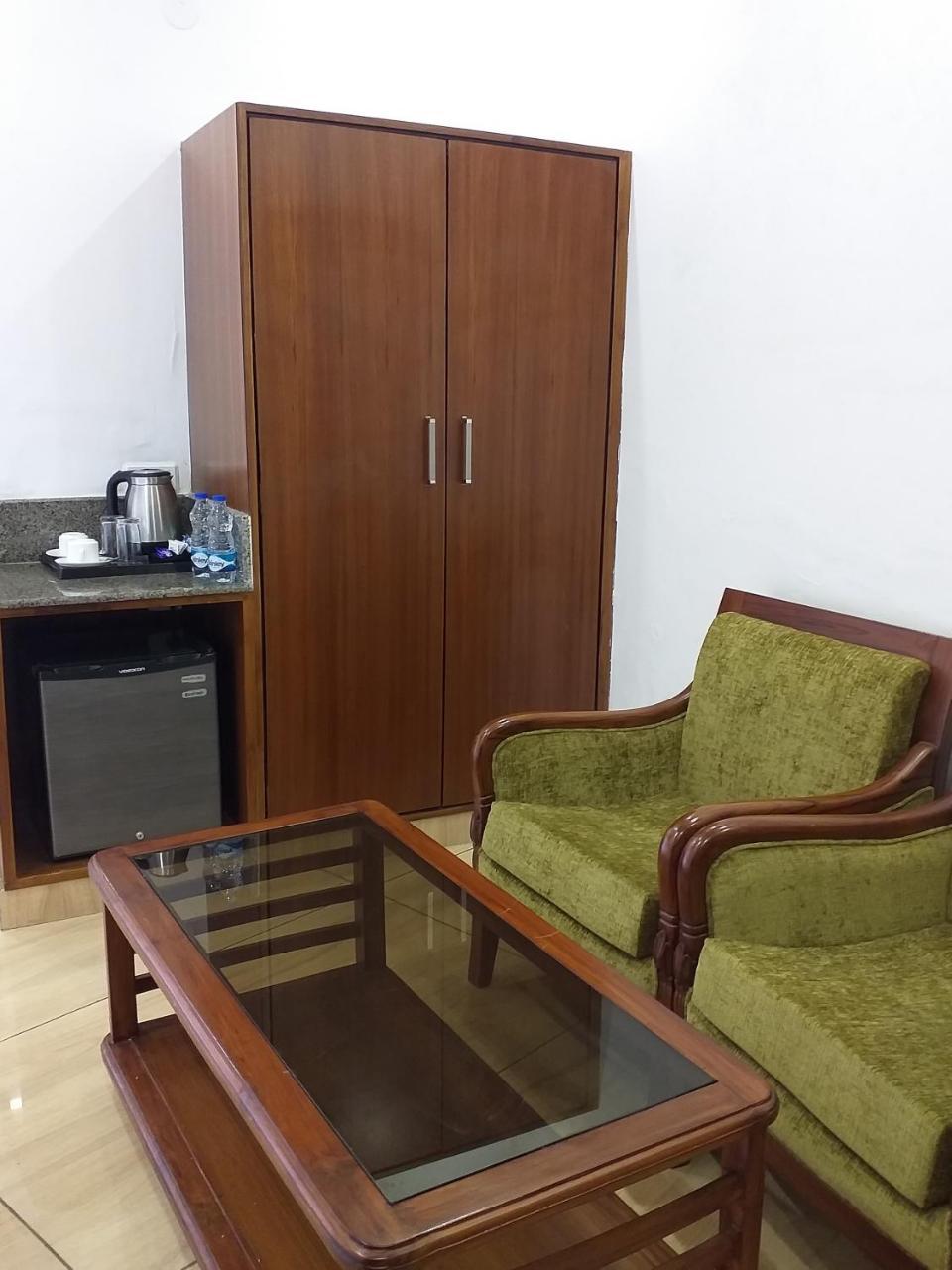 Grand Hotel Nawanshahr Nawāshahr Extérieur photo